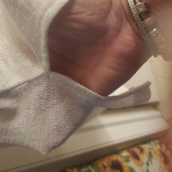 Embossed Juniors Top - Picture 5 of 5